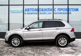 Подержанный автомобиль Volkswagen Tiguan 2021 года (2 фото)