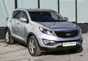 Подержанный автомобиль Kia Sportage 2014 года (7 фото)
