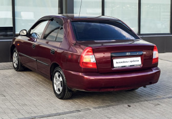 Подержанный автомобиль Hyundai Accent Sedan 2007 года (3 фото)