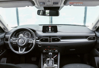 Подержанный автомобиль Mazda CX-5 2021 года (12 фото)