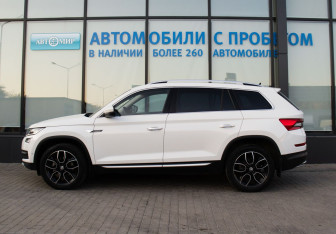 Подержанный автомобиль Skoda Kodiaq 2020 года (2 фото)