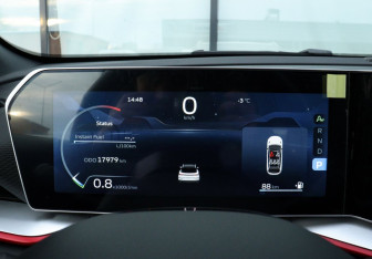 Подержанный автомобиль Geely Coolray 2024 года (14 фото)