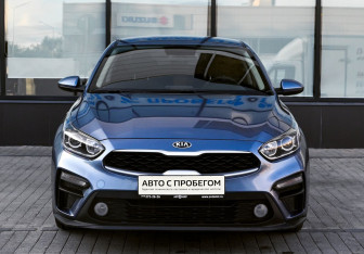 Подержанный автомобиль Kia Cerato Sedan 2018 года (8 фото)