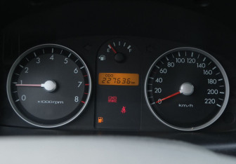 Подержанный автомобиль Hyundai Getz 2007 года (14 фото)