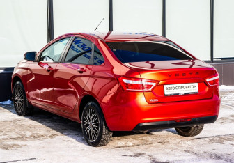Подержанный автомобиль LADA (ВАЗ) Vesta Sedan 2018 года (3 фото)