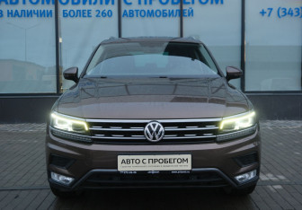 Подержанный автомобиль Volkswagen Tiguan 2017 года (8 фото)