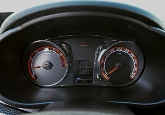 Подержанный автомобиль LADA (ВАЗ) Granta Wagon 2019 года (17 фото)