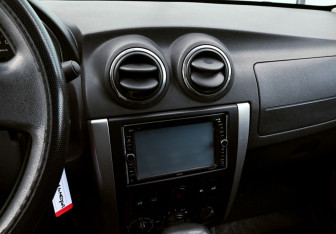 Подержанный автомобиль Nissan Almera Sedan 2014 года (10 фото)