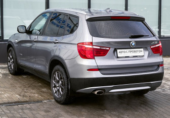 Подержанный автомобиль BMW X3 2014 года (3 фото)