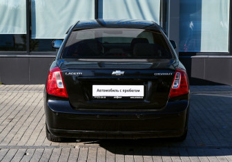 Подержанный автомобиль Chevrolet Lacetti Sedan 2010 года (4 фото)