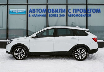 Подержанный автомобиль LADA (ВАЗ) Vesta Wagon 2020 года (2 фото)