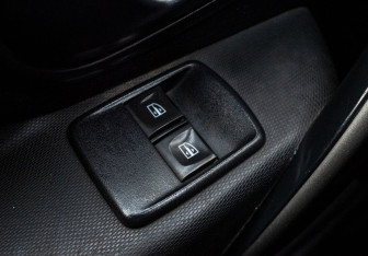 Подержанный автомобиль Renault Logan Sedan 2014 года (11 фото)