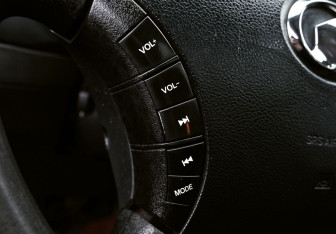 Подержанный автомобиль Great Wall Hover H3 2012 года (14 фото)