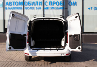 Подержанный автомобиль LADA (ВАЗ) Largus Van 2024 года (17 фото)