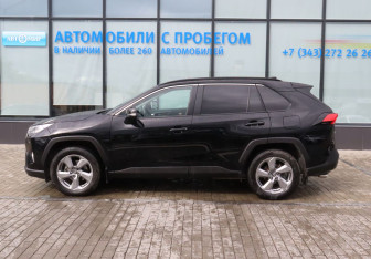 Подержанный автомобиль Toyota RAV4 2020 года (2 фото)
