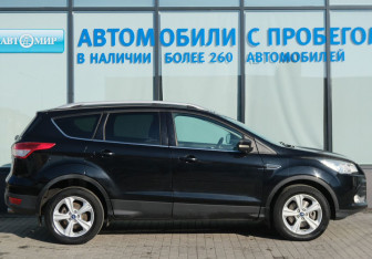 Подержанный автомобиль Ford Kuga 2015 года (6 фото)