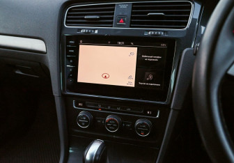 Подержанный автомобиль Volkswagen Golf Wagon 2018 года (11 фото)