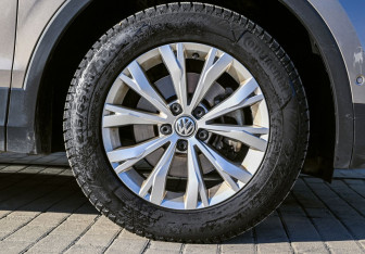 Подержанный автомобиль Volkswagen Tiguan 2018 года (19 фото)