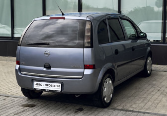 Подержанный автомобиль Opel Meriva 2007 года (5 фото)