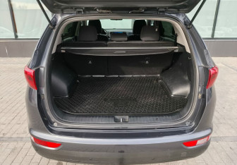Подержанный автомобиль Kia Sportage 2018 года (22 фото)