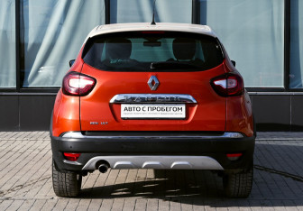 Подержанный автомобиль Renault Kaptur 2018 года (4 фото)