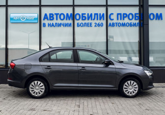 Подержанный автомобиль Skoda Rapid Liftback 2021 года (6 фото)