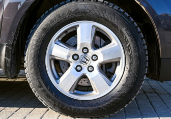 Подержанный автомобиль Honda Pilot 2013 года (20 фото)