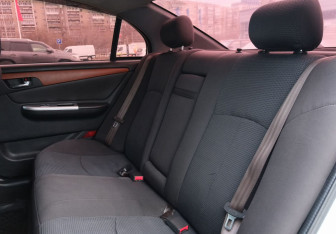 Подержанный автомобиль Lifan Solano 2013 года (17 фото)