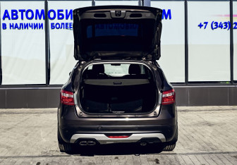 Подержанный автомобиль LADA (ВАЗ) Vesta Wagon 2019 года (20 фото)