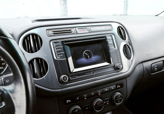 Подержанный автомобиль Volkswagen Tiguan 2016 года (11 фото)