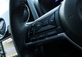 Подержанный автомобиль Nissan Note 2019 года (13 фото)