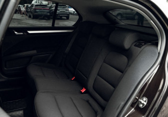 Подержанный автомобиль Skoda Superb Liftback 2013 года (17 фото)