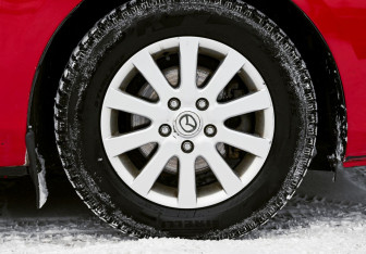 Подержанный автомобиль Mazda 3 Hatchback 2011 года (20 фото)