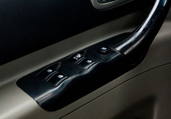 Подержанный автомобиль Chevrolet Rezzo 2008 года (15 фото)