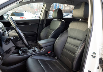 Подержанный автомобиль Kia Sorento 2019 года (9 фото)