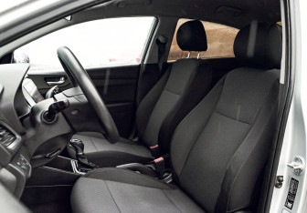 Подержанный автомобиль Hyundai Solaris Sedan 2018 года (16 фото)