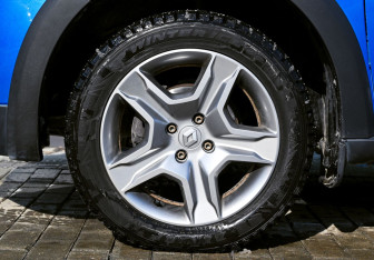 Подержанный автомобиль Renault Sandero 2019 года (21 фото)