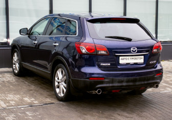 Подержанный автомобиль Mazda CX-9 2012 года (3 фото)