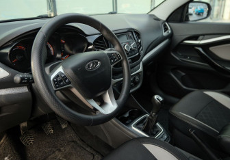 Подержанный автомобиль LADA (ВАЗ) Vesta Sedan 2021 года (9 фото)