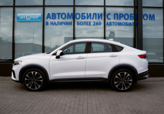 Подержанный автомобиль Geely Tugella 2022 года (2 фото)