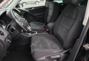 Подержанный автомобиль Volkswagen Tiguan 2016 года (9 фото)