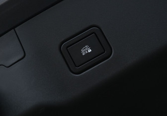 Подержанный автомобиль Changan UNI-V 2023 года (21 фото)