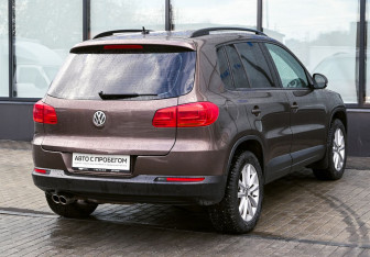 Подержанный автомобиль Volkswagen Tiguan 2016 года (5 фото)