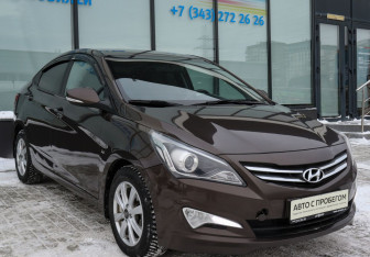 Подержанный автомобиль Hyundai Solaris Sedan 2016 года (7 фото)