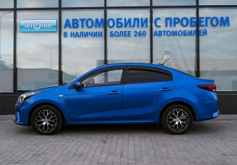 Подержанный автомобиль Kia Rio Sedan 2020 года (2 фото)