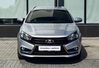 Подержанный автомобиль LADA (ВАЗ) Vesta Wagon 2019 года (8 фото)