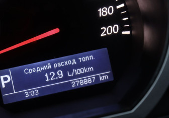 Подержанный автомобиль Suzuki Grand Vitara 2008 года (17 фото)