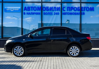 Подержанный автомобиль Toyota Corolla Sedan 2008 года (2 фото)