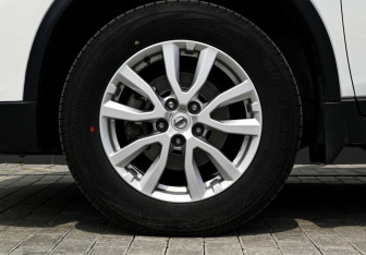 Подержанный автомобиль Nissan X-Trail 2021 года (22 фото)