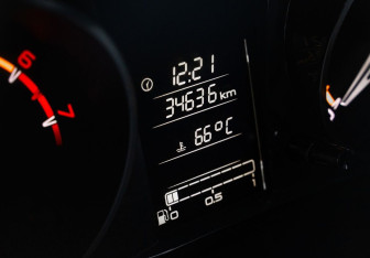 Подержанный автомобиль LADA (ВАЗ) Granta Liftback 2023 года (13 фото)